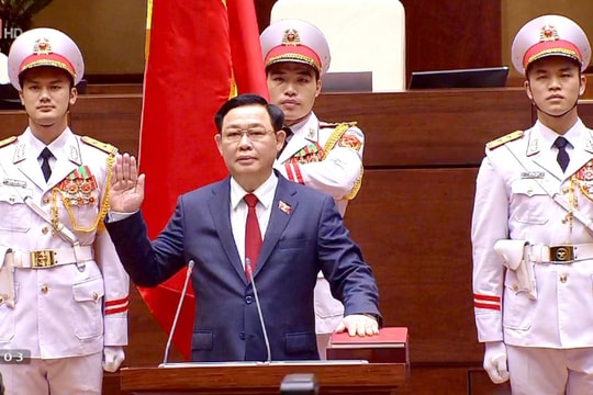 Ông Vương Đình Huệ đắc cử Chủ tịch Quốc hội với tỷ lệ 98,54%