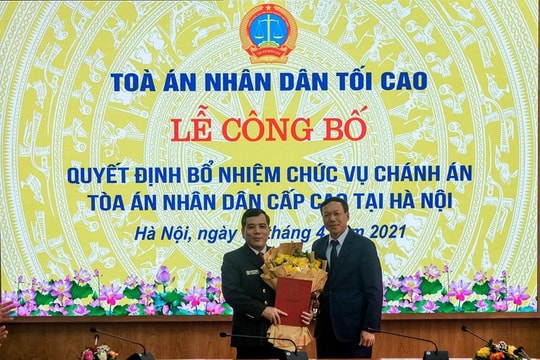 Trao Quyết định bổ nhiệm Chánh án TAND cấp cao tại Hà Nội