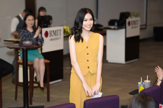 Á hậu Phương Anh: “Tìm công việc phù hợp sẽ giống như việc bạn tìm bạn trai”