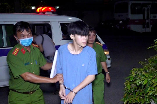 “Hot boy" giết bạn, cướp tài sản để chuộc xe
