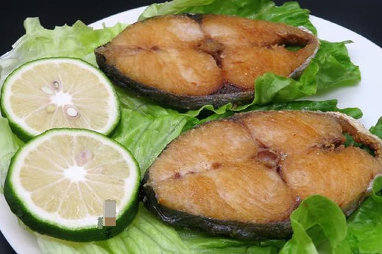 Nhiều người khi làm cá thu mà thiếu bước này thì chả trách cá không ngon và có mùi tanh nồng