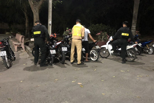Đồng Nai: Tạm giữ 10 phương tiện trong vụ chặn Quốc lộ 51 để đua xe