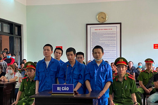 Nhóm côn đồ chém người vì mâu thuẫn tiền bạc