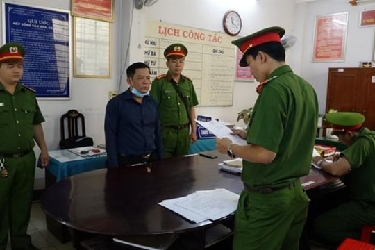 Tổng giám đốc trộm cắp sà lan của đối tác