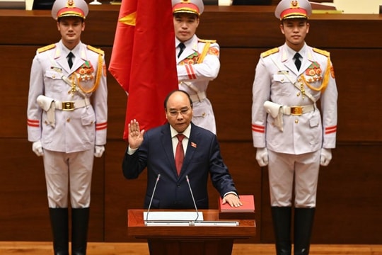Tân Chủ tịch nước Nguyễn Xuân Phúc tuyên thệ trước Quốc hội