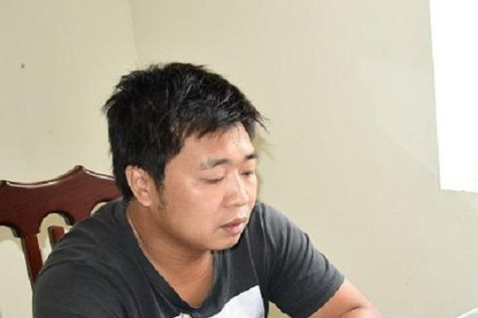 Đốt xe nâng của đối thủ để trả thù