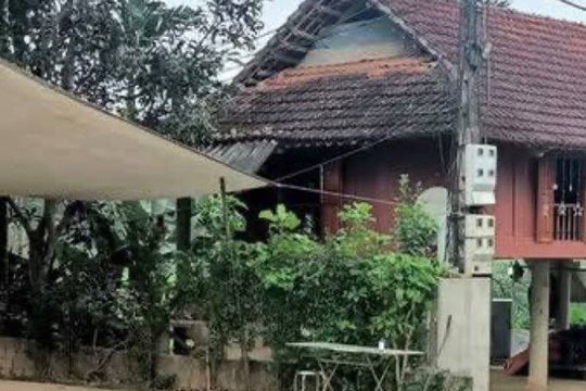 Nghi vợ ngoại tình, dùng dao đâm chết vợ rồi tự tử