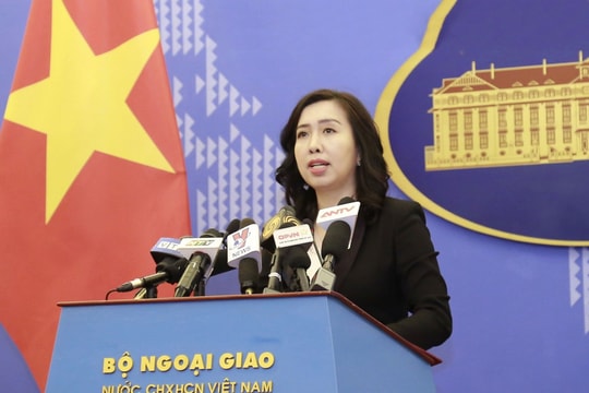 Bộ Ngoại giao thông tin về khả năng Việt Nam áp dụng hộ chiếu vaccine Covid-19 như Singapore