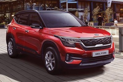 Kia Seltos tăng giá 10 triệu đồng, chờ một tháng để nhận xe