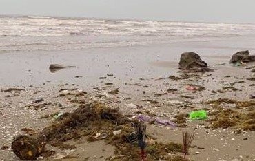 Phát hiện thi thể không nguyên vẹn trên bãi biển
