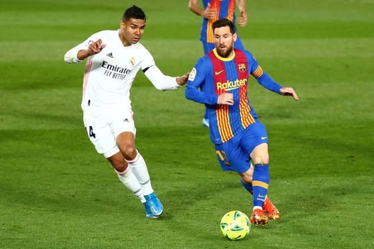 Trận cầu siêu kinh điển đã giúp Real hạ Barca để lên đầu bảng