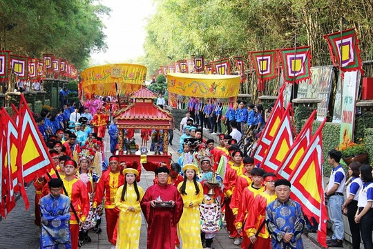 Năm nay không tổ chức phần hội tại Lễ hội Đền Hùng  