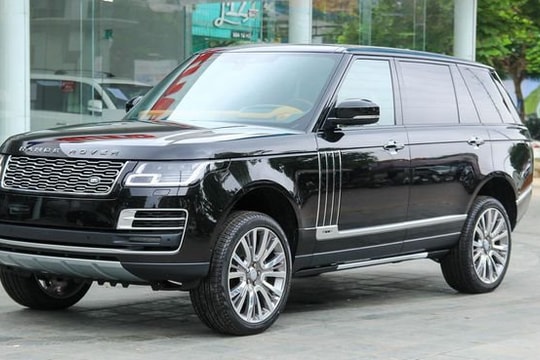 Range Rover SVAutobiography 2021 có giá hơn 13 tỷ tại Việt Nam