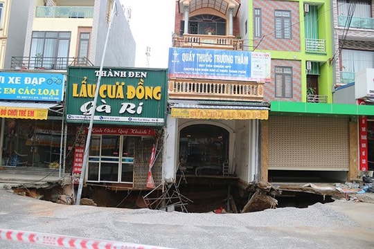 Sụt lún “hố tử thần” ở Hà Nội: Do khoan vào túi khí?