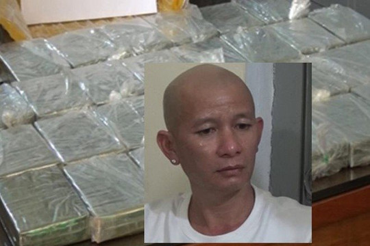 Vác đao dài 80cm, mang 30 bánh heroin đi tiêu thụ