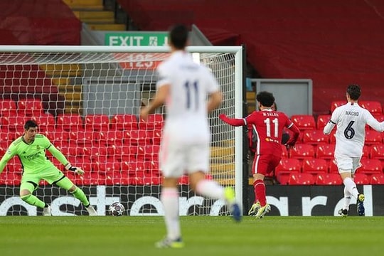 Real Madrid đối đầu Chelsea ở bán kết
