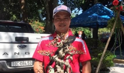 Nghệ nhân Phan Hữu Phước và cơ duyên đến với nghề trồng hoa lan
