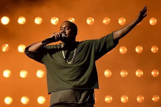 Rapper tỷ phú Kanye West đòi quyền nuôi con với Kim Kardashian
