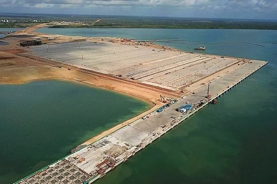 Tin vắn thế giới ngày 19/4: Trung Quốc muốn tái tạo Con đường Tơ lụa cổ qua mạng lưới cảng châu Phi