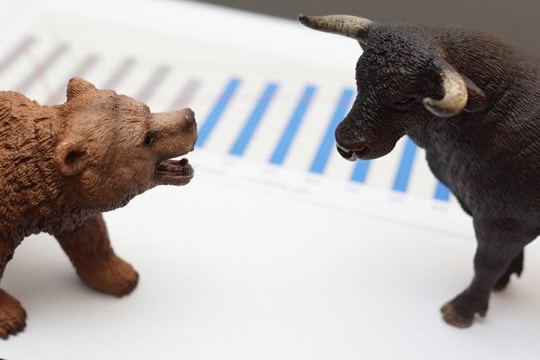 VN-Index có thể phá ngưỡng cản 1.300 điểm?
