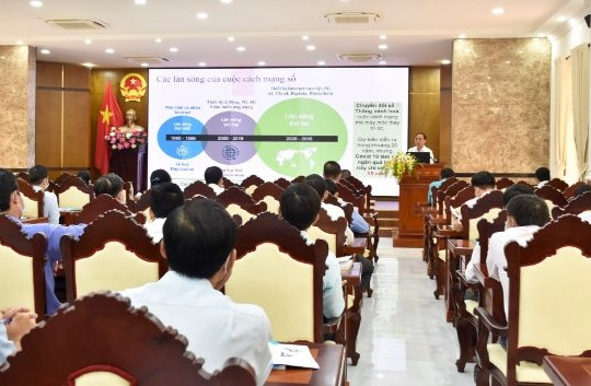 Kiên Giang tổ chức hội nghị tập huấn, bồi dưỡng kiến thức về Chuyển đổi số năm 2021