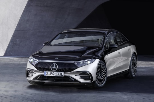 Mercedes-Benz EQS chính thức trình làng