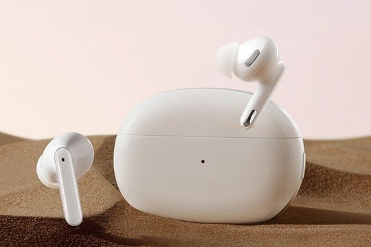 Oppo Enco X ra mắt, giá 3,99 triệu đồng