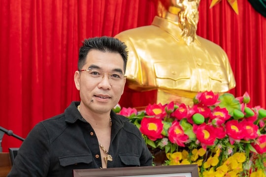 Nghệ nhân hoa lan Phan Tuấn Đạt: Chăm lan phải kỹ từ những bước cơ bản