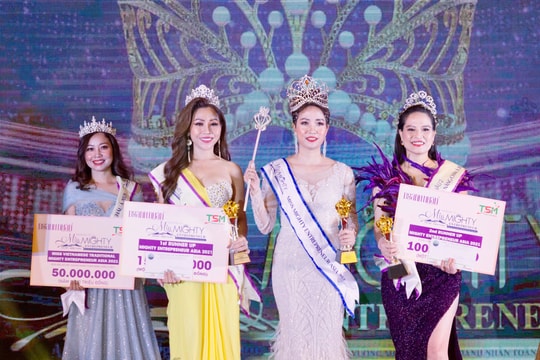 Á hậu Mai Phượng: Hành trình đến chiếc vương miện Hoa hậu doanh nhân toàn năng Châu Á 2021
