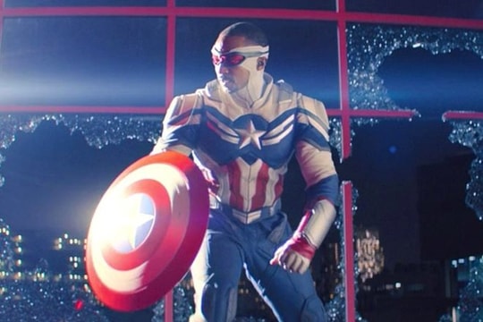Sam Wilson chính thức trở thành Captain America mới của Vũ trụ Điện ảnh Marvel
