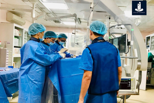 Cầu cứu bác sĩ vì "cậu nhỏ" cương cứng suốt 4 ngày