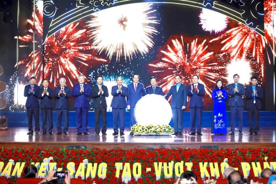 Chủ tịch nước: Thấu hiểu những khó khăn vất vả người lao động đã và đang trải qua