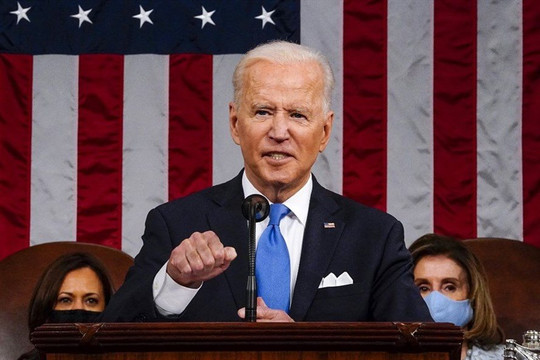 Tổng thống Biden: Nước Mỹ đang trên đà phát triển trở lại