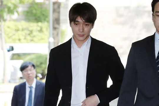 Nhiều tình tiết liên quan đến vụ án của Seungri bị thay đổi