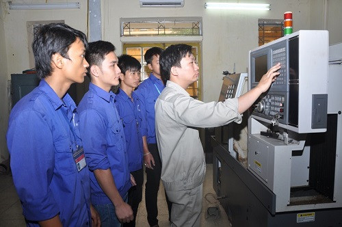 Vĩnh Phúc: Chú trọng nguồn nhân lực, đáp ứng yêu cầu thu hút đầu tư