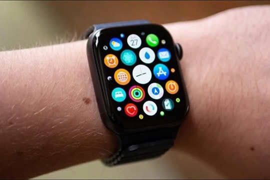 Apple Watch Series 8 sẽ có thêm tính năng đo nồng độ cồn và huyết áp