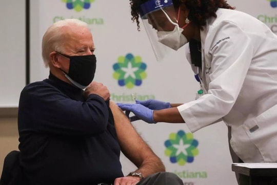 Tin vắn thế giới ngày 6/5: Mỹ ủng hộ dỡ bỏ rào cản bảo vệ bằng sáng chế vaccine ngừa COVID-19