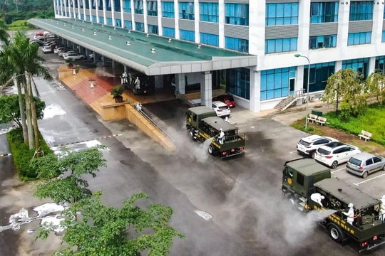 Bí thư Thành ủy Hà Nội: 'Không có chuyện phong tỏa Hà Nội' do dịch COVID-19