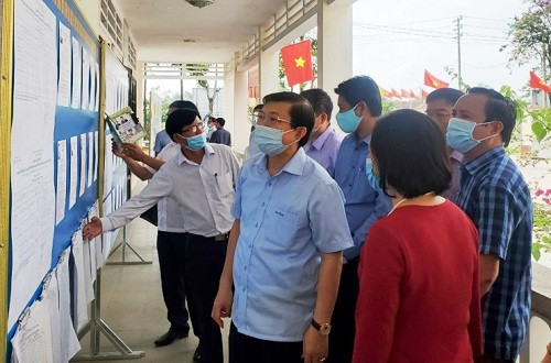 Phó Chủ tịch UBTUMTTQ Nguyễn Hữu Dũng thị sát công tác chuẩn bị bầu cử đại biểu Quốc hội tại Thừa Thiên- Huế
