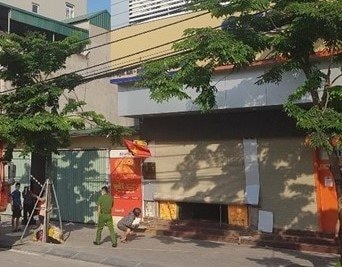 4 người thoát chết trong vụ cháy ở ngân hàng