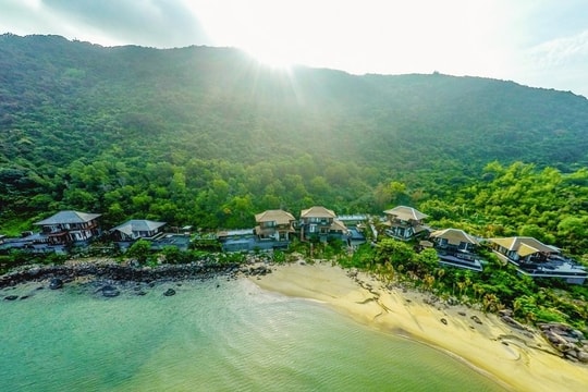 Du lịch Việt Nam: Đường ra biển lớn