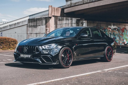 Mercedes-AMG E 63 S tăng sức mạnh động cơ với gói độ Brabus
