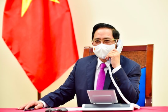 Thủ tướng Phạm Minh Chính điện đàm với Thủ tướng Thái Lan