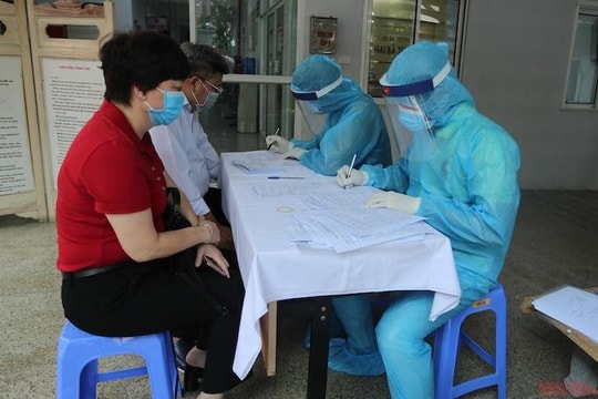 TP HCM cách ly người đến từ các điểm dịch ở Hà Nội, Đà Nẵng