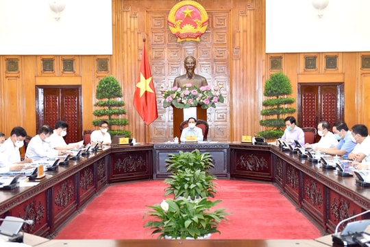 Thủ tướng họp giải quyết những vấn đề cấp bách của ngành Y tế