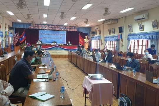 Đoàn chuyên gia y tế Việt Nam giúp ngăn chặn tái bùng phát dịch Covid-19 tại Lào