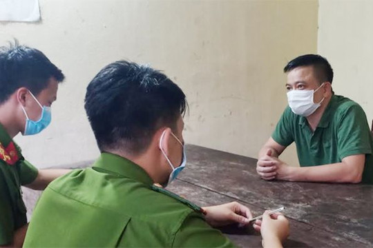 Đánh Trung úy Công an vì bị nhắc đeo khẩu trang