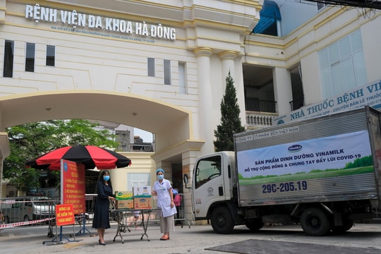 Vinamilk dành tặng 2 triệu sản phẩm, tương đương 15 tỷ đồng hỗ trợ cộng đồng và tuyến đầu chống dịch
