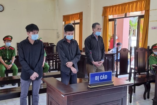 15 năm tù cho 3 kẻ tổ chức cho người khác vượt biên trái phép
