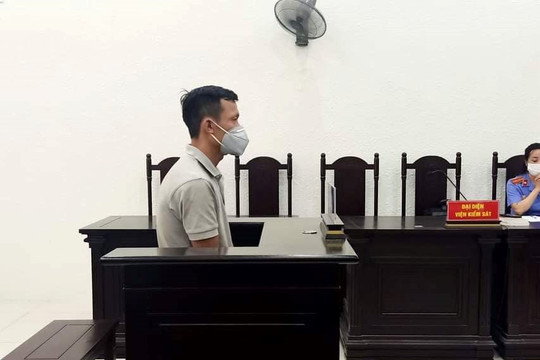 Nhận 7 năm tù vì liều lĩnh bán cả chốt trực của Công an phường